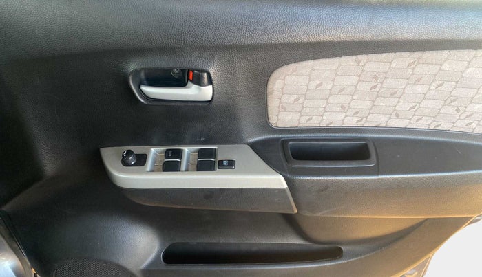 2014 Maruti Wagon R 1.0 VXI, Petrol, Manual, 49,903 km, Driver Side Door Panels Control