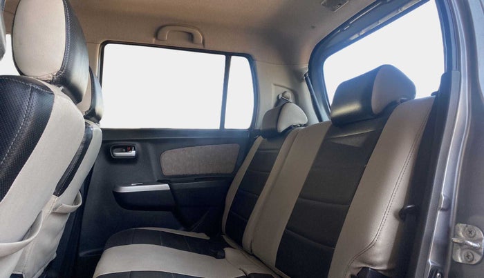 2014 Maruti Wagon R 1.0 VXI, Petrol, Manual, 49,903 km, Right Side Rear Door Cabin