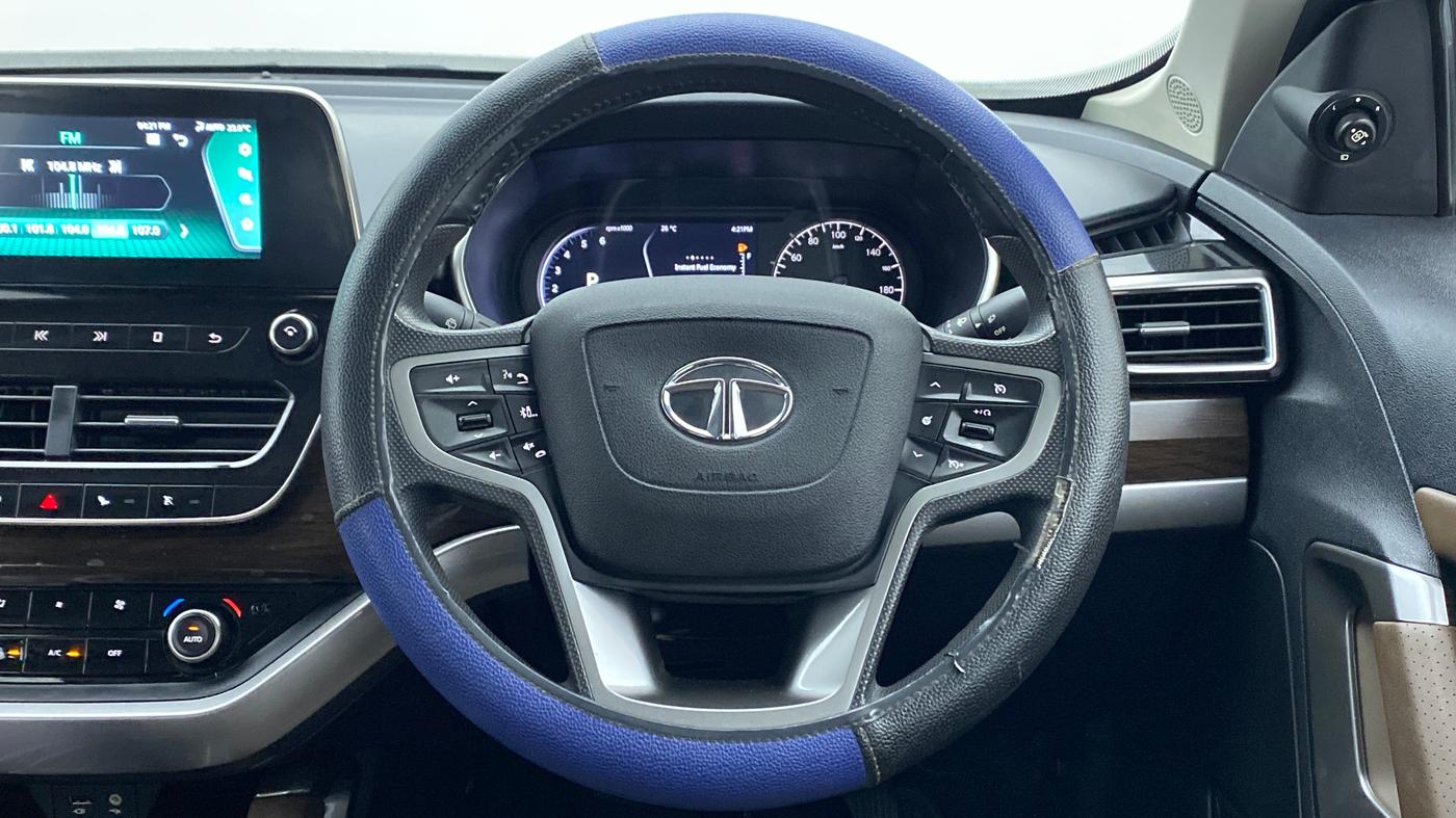 2020 Tata Harrier XZA, Diesel, Automatic, 28,811 km, Steering Wheel Close Up
