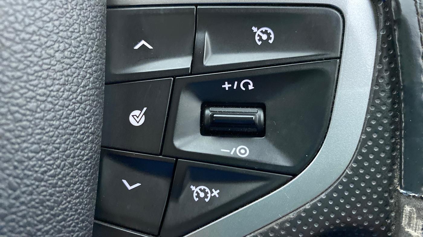 2020 Tata Harrier XZA, Diesel, Automatic, 28,811 km, Adaptive Cruise Control