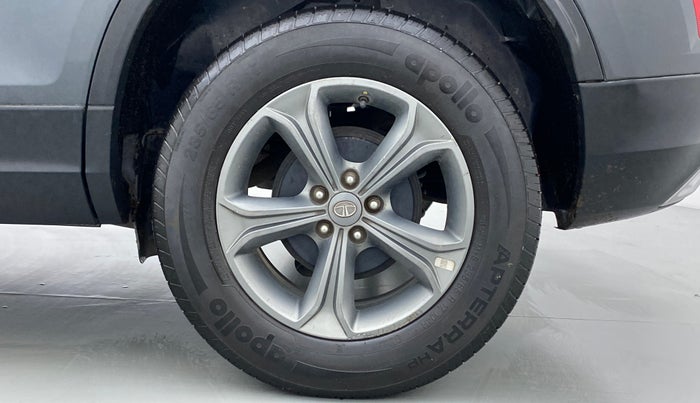 2020 Tata Harrier XZA, Diesel, Automatic, 28,811 km, Left Rear Wheel