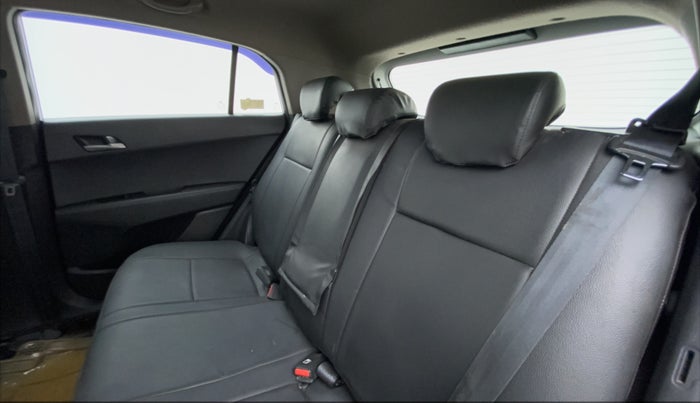 2017 Hyundai Creta 1.6 CRDI SX PLUS AUTO, Diesel, Automatic, 79,936 km, Right Side Rear Door Cabin