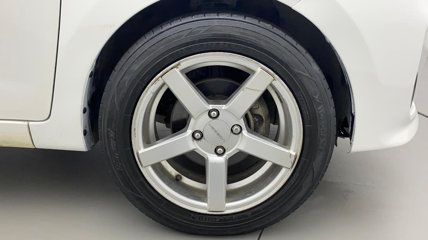 2017 Hyundai Grand i10 MAGNA AT 1.2 KAPPA VTVT, Petrol, Automatic, 51,190 km, Right Front Wheel