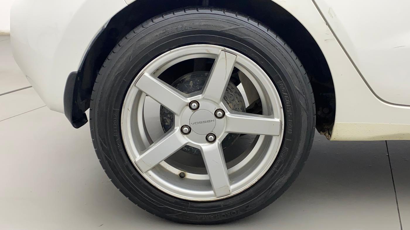 2017 Hyundai Grand i10 MAGNA AT 1.2 KAPPA VTVT, Petrol, Automatic, 51,190 km, Right Rear Wheel