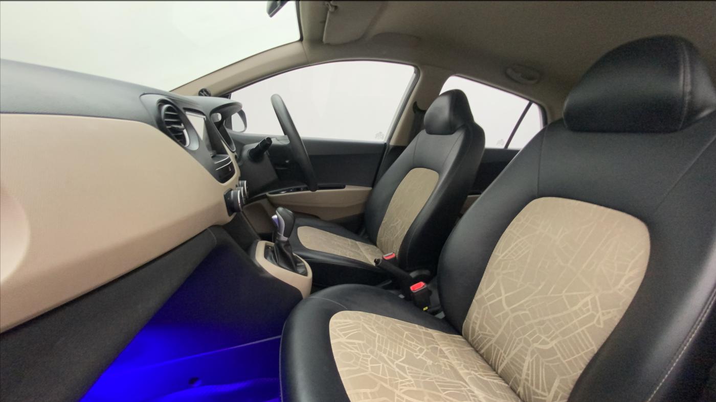 2017 Hyundai Grand i10 MAGNA AT 1.2 KAPPA VTVT, Petrol, Automatic, 51,190 km, Right Side Front Door Cabin
