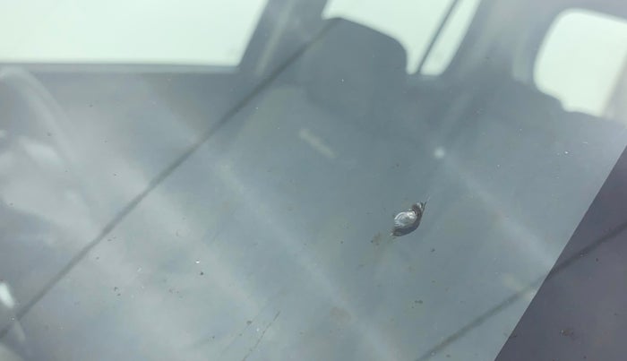 2013 Maruti Wagon R 1.0 VXI, Petrol, Manual, 50,132 km, Front windshield - Minor spot on windshield