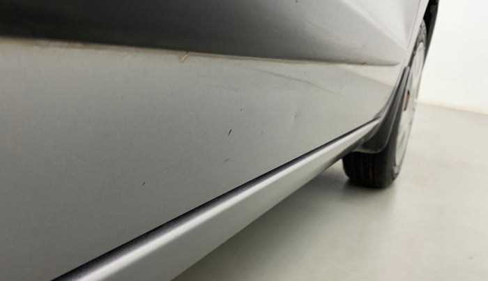 2013 Maruti Wagon R 1.0 VXI, Petrol, Manual, 50,132 km, Driver-side door - Slightly dented
