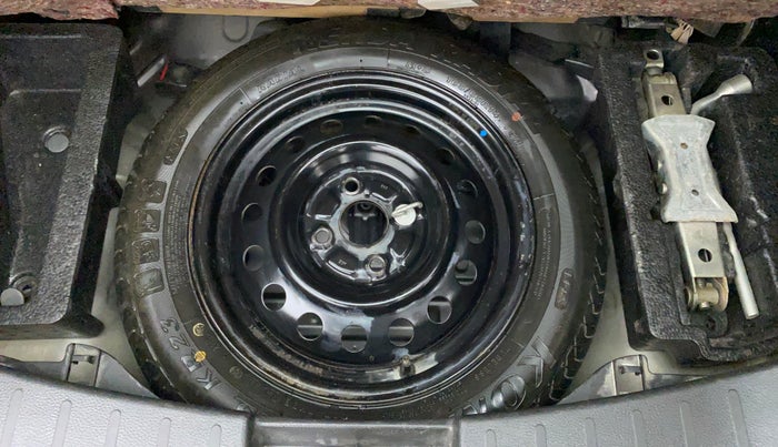 2013 Maruti Wagon R 1.0 VXI, Petrol, Manual, 50,132 km, Dicky (Boot door) - Tool missing