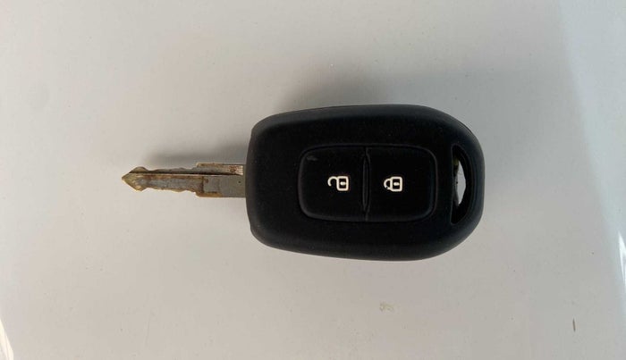 2021 Renault Kwid RXT 1.0 (O), Petrol, Manual, 41,744 km, Key Close Up