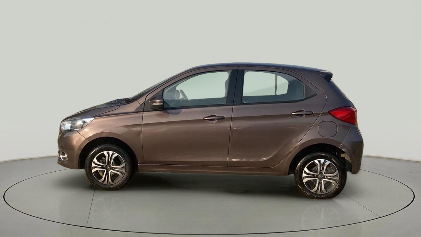 2019 Tata Tiago XZ PETROL, Petrol, Manual, 28,752 km, Left Side
