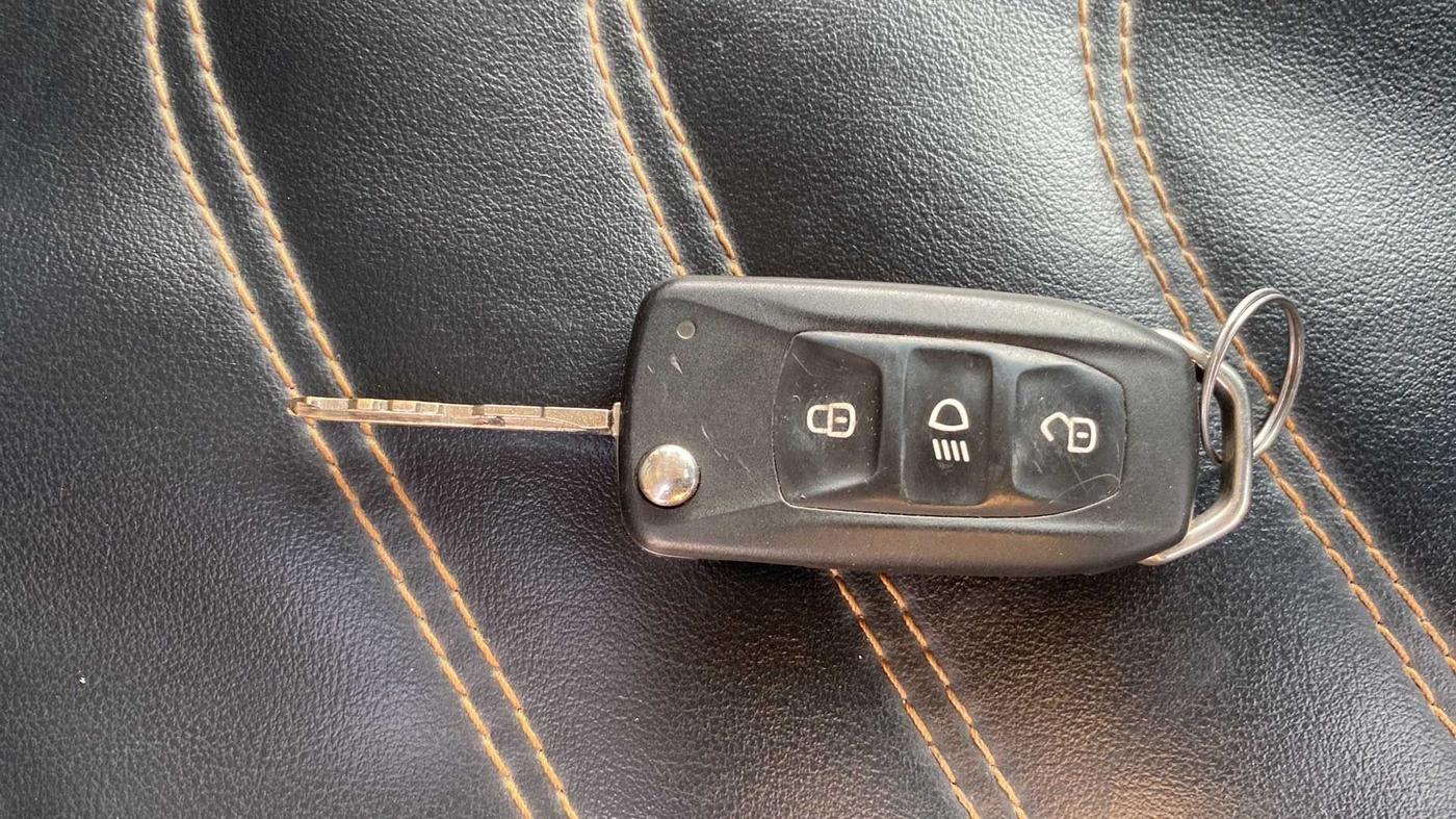 2019 Tata Tiago XZ PETROL, Petrol, Manual, 28,752 km, Key Close Up