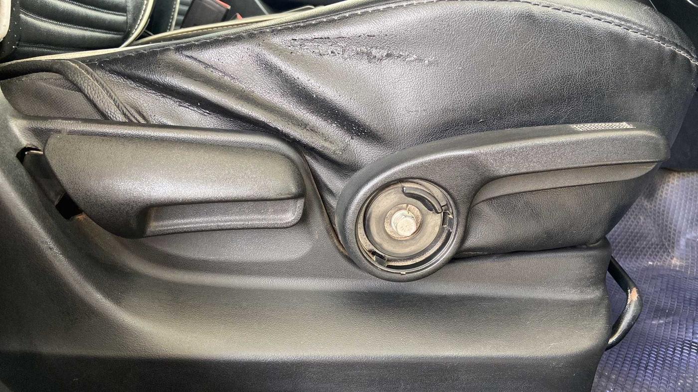 2016 Maruti Swift ZXI, Petrol, Manual, 75,326 km, Driver Side Adjustment Panel