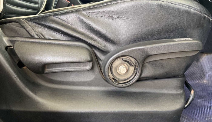 2016 Maruti Swift ZXI, Petrol, Manual, 75,326 km, Driver Side Adjustment Panel