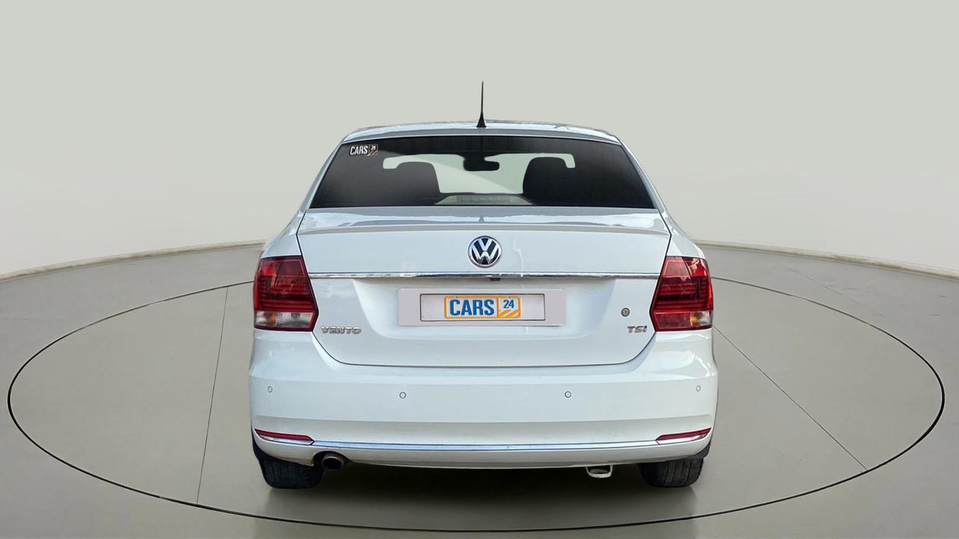 2019 Volkswagen Vento HIGHLINE PLUS 1.2 AT 16 ALLOY, Petrol, Automatic, 86,622 km, Back/Rear