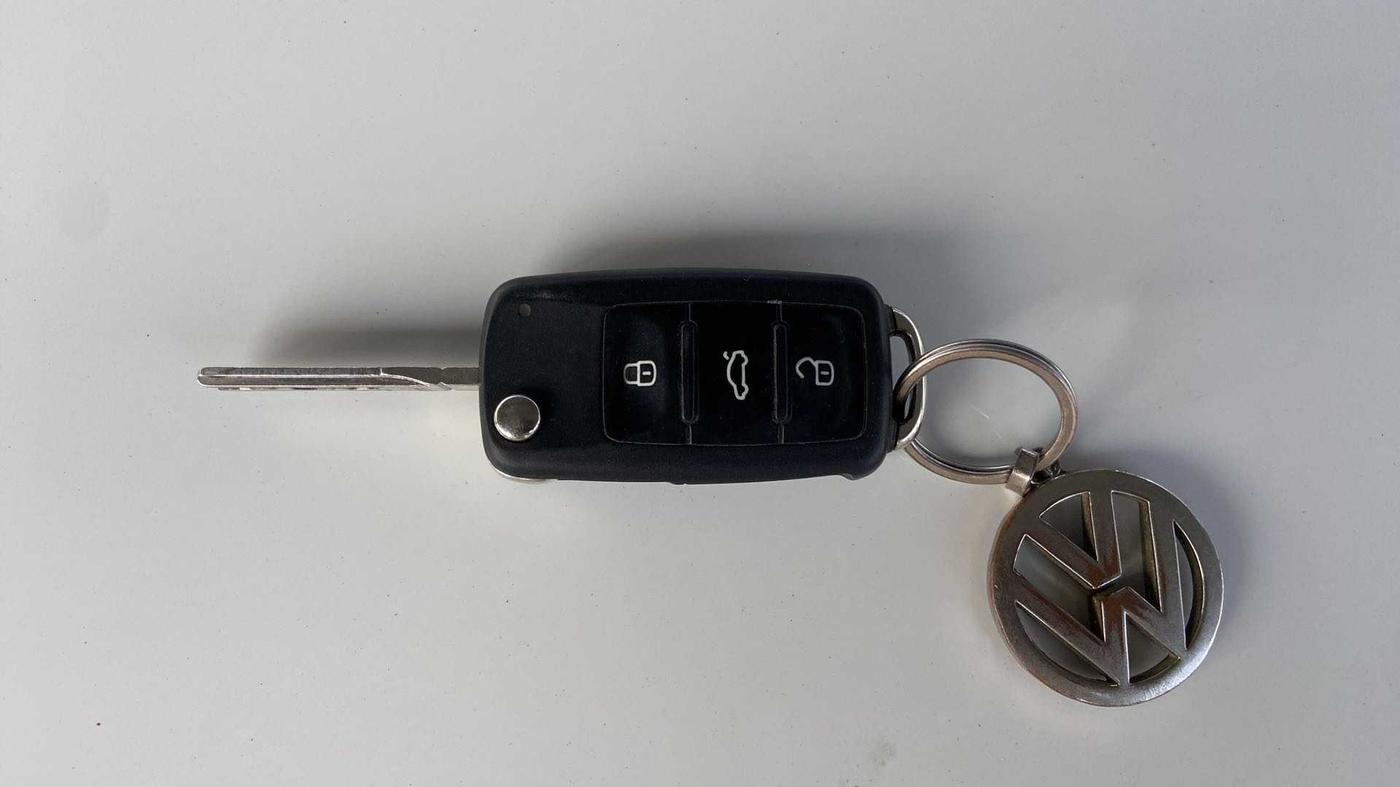 2019 Volkswagen Vento HIGHLINE PLUS 1.2 AT 16 ALLOY, Petrol, Automatic, 86,622 km, Key Close Up