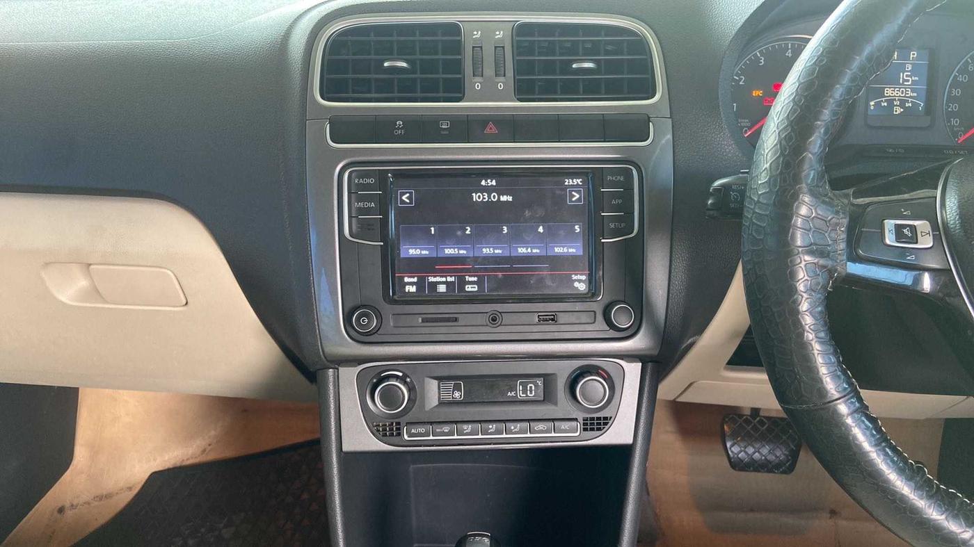2019 Volkswagen Vento HIGHLINE PLUS 1.2 AT 16 ALLOY, Petrol, Automatic, 86,622 km, Air Conditioner