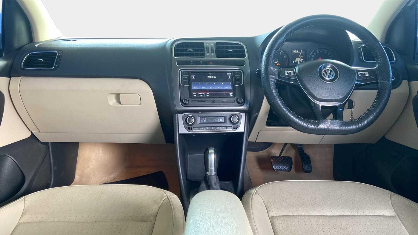2019 Volkswagen Vento HIGHLINE PLUS 1.2 AT 16 ALLOY, Petrol, Automatic, 86,622 km, Dashboard