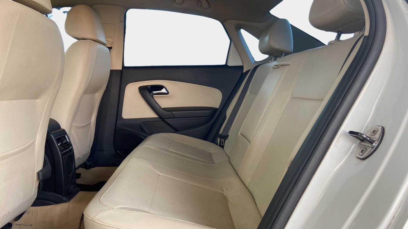 2019 Volkswagen Vento HIGHLINE PLUS 1.2 AT 16 ALLOY, Petrol, Automatic, 86,622 km, Right Side Rear Door Cabin