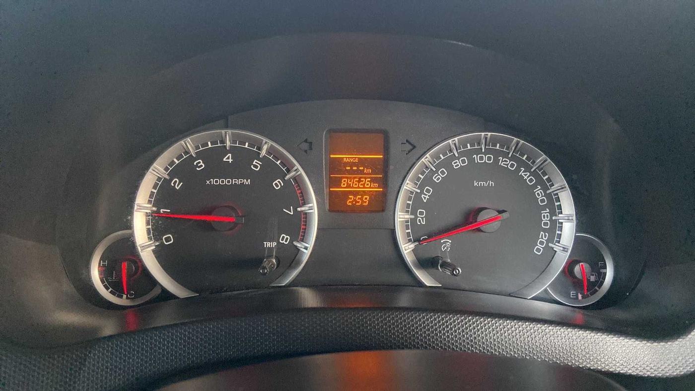2014 Maruti Swift VXI, Petrol, Manual, 84,651 km, Odometer Image
