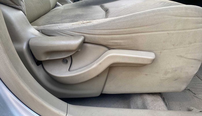 2014 Honda Amaze 1.2L I-VTEC VX, Petrol, Manual, 84,174 km, Driver Side Adjustment Panel