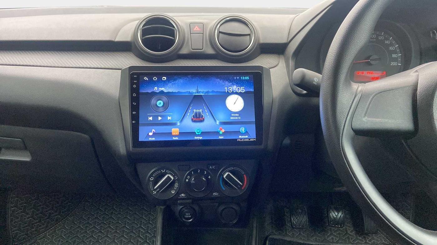 2023 Maruti Swift LXI, Petrol, Manual, 5,695 km, Air Conditioner