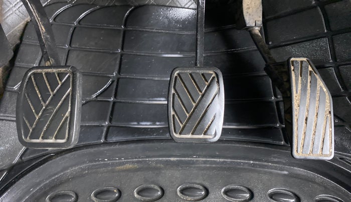 2021 Maruti Swift VXI, Petrol, Manual, 58,838 km, Pedals