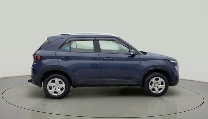 2022 Hyundai VENUE SX 1.2 PETROL, Petrol, Manual, 18,241 km, Right Side View