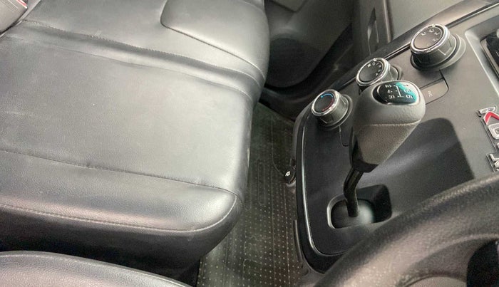 2018 Mahindra KUV 100 NXT K2+ P 6 STR, Petrol, Manual, 28,440 km, Gear Lever