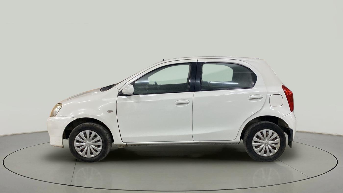 2011 Toyota Etios Liva G, Petrol, Manual, 38,363 km, Left Side