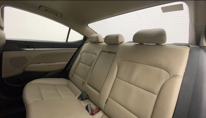 2021 Hyundai New Elantra 2.0 SX(O) AT PETROL, Petrol, Automatic, 42,335 km, Right Side Rear Door Cabin