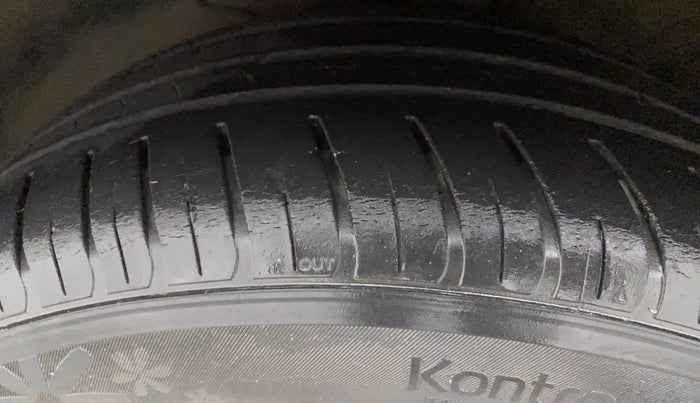 2021 Hyundai New Elantra 2.0 SX(O) AT PETROL, Petrol, Automatic, 42,335 km, Left Front Tyre Tread