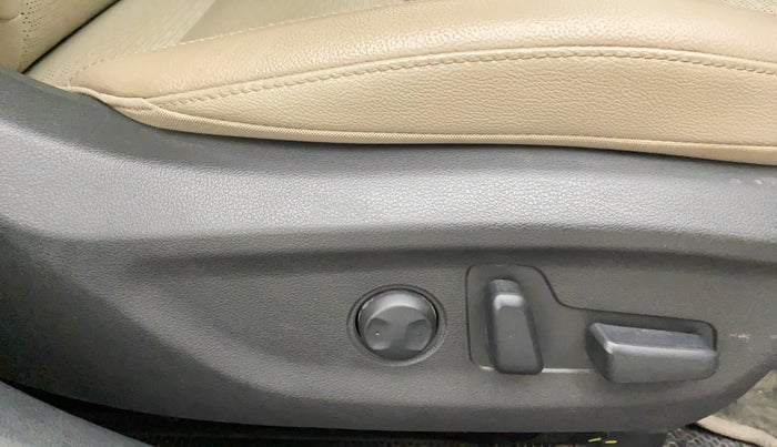 2021 Hyundai New Elantra 2.0 SX(O) AT PETROL, Petrol, Automatic, 42,335 km, Driver Side Adjustment Panel