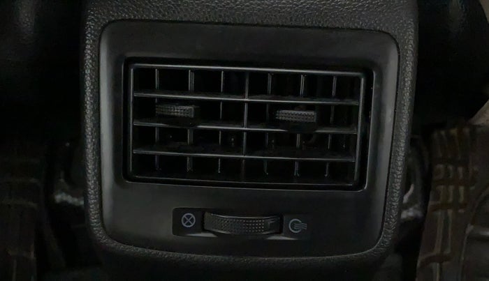 2013 Hyundai Grand i10 ASTA 1.2 KAPPA VTVT, Petrol, Manual, 65,783 km, Rear AC Vents