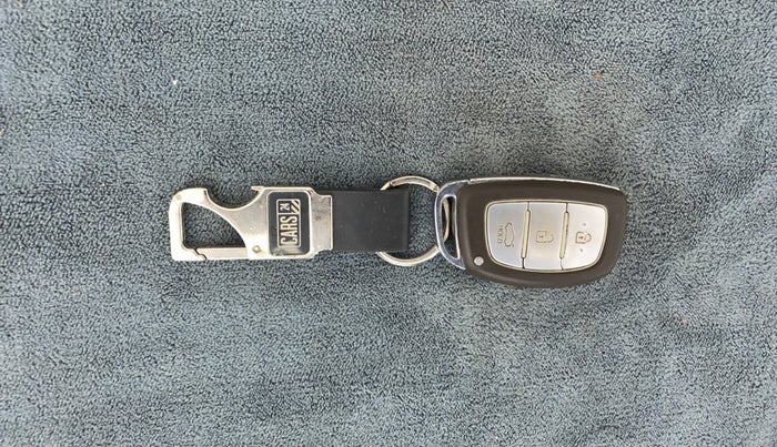 2013 Hyundai Grand i10 ASTA 1.2 KAPPA VTVT, Petrol, Manual, 65,783 km, Key Close Up