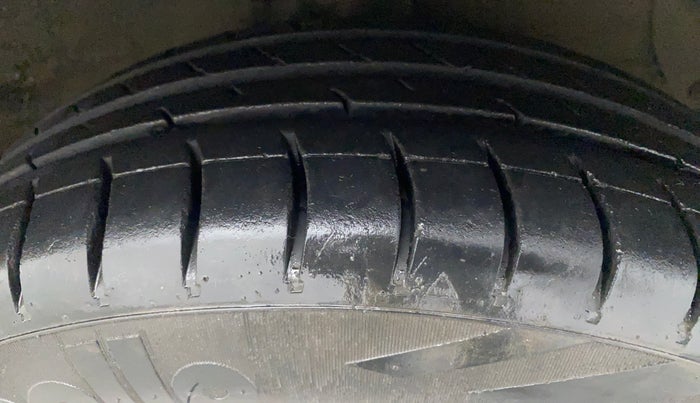 2013 Hyundai Grand i10 ASTA 1.2 KAPPA VTVT, Petrol, Manual, 65,783 km, Right Front Tyre Tread