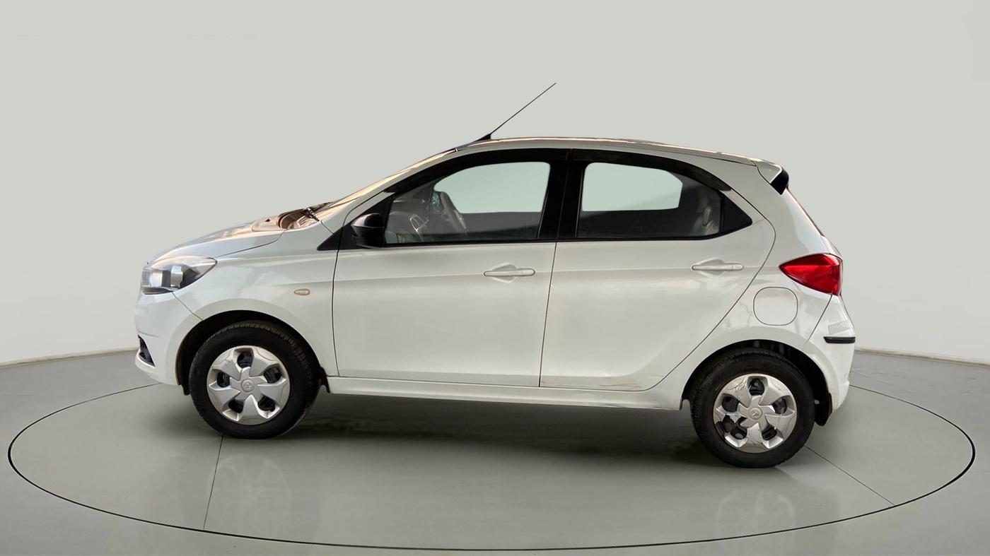 2016 Tata Tiago XT PETROL, Petrol, Manual, 94,279 km, Left Side