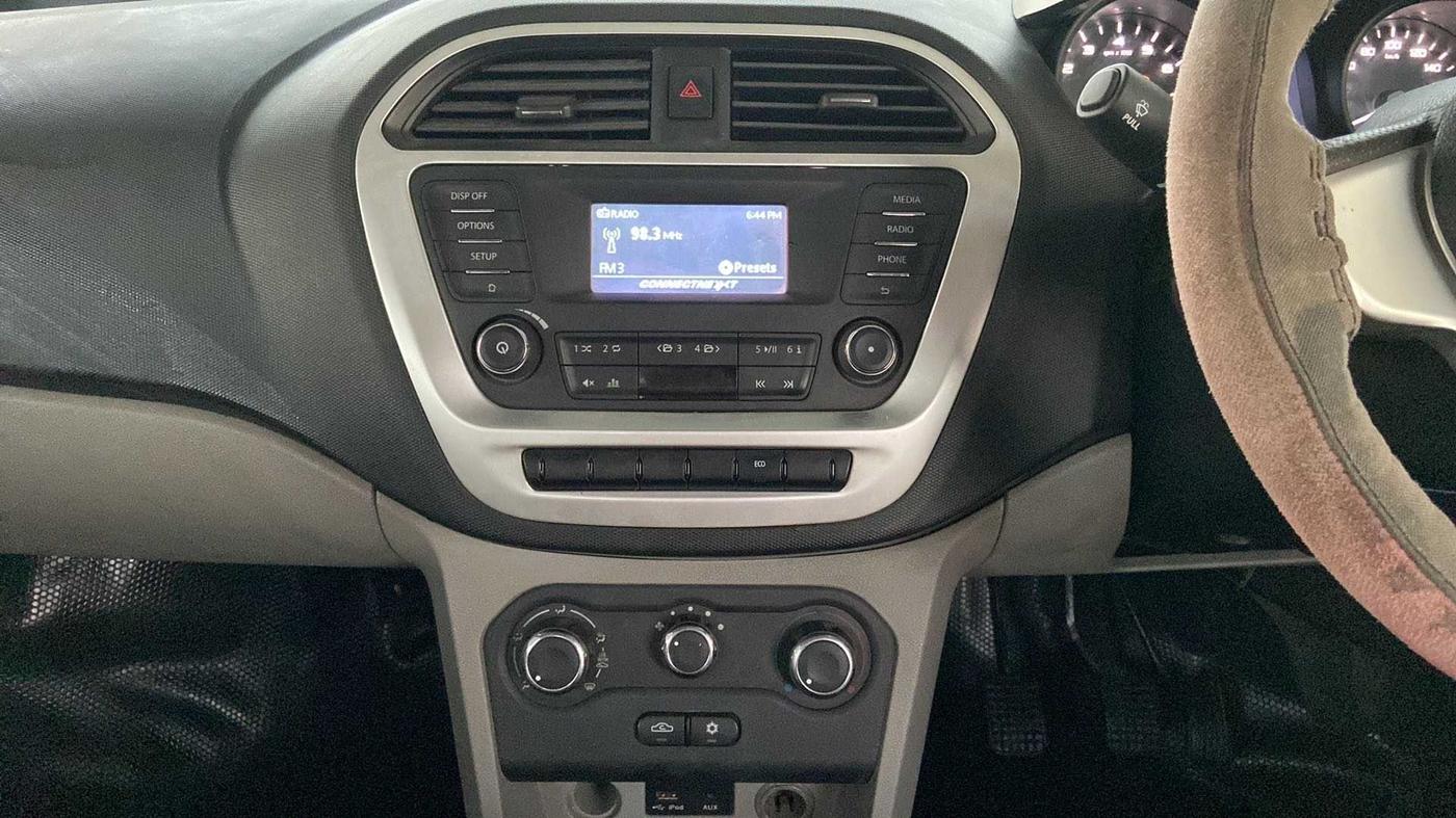 2016 Tata Tiago XT PETROL, Petrol, Manual, 94,279 km, Air Conditioner