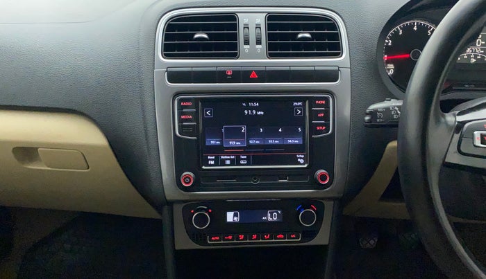2018 Volkswagen Ameo HIGHLINE PLUS 1.0L 16 ALLOY, Petrol, Manual, 35,772 km, Air Conditioner