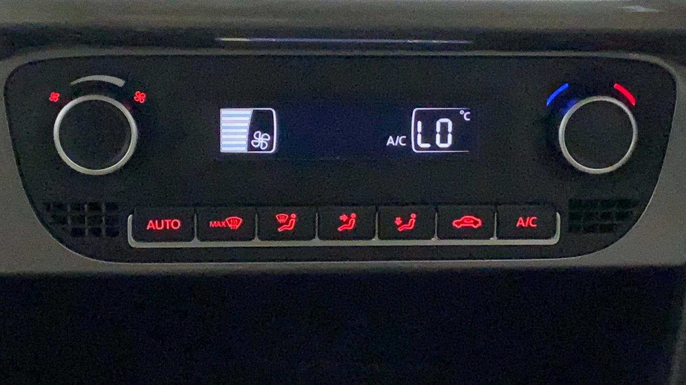 2018 Volkswagen Ameo HIGHLINE PLUS 1.0L 16 ALLOY, Petrol, Manual, 35,772 km, Automatic Climate Control
