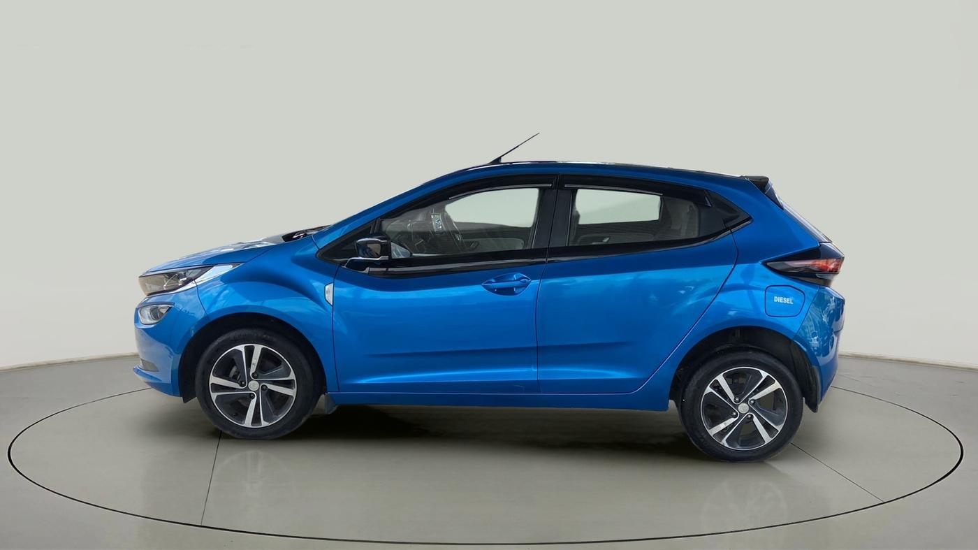 2022 Tata ALTROZ XZ PLUS DIESEL, Diesel, Manual, 17,163 km, Left Side