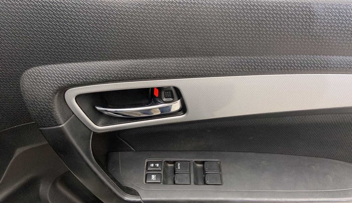 2020 Maruti Vitara Brezza ZXI PLUS AT SHVS, Petrol, Automatic, 23,710 km, Driver Side Door Panels Control