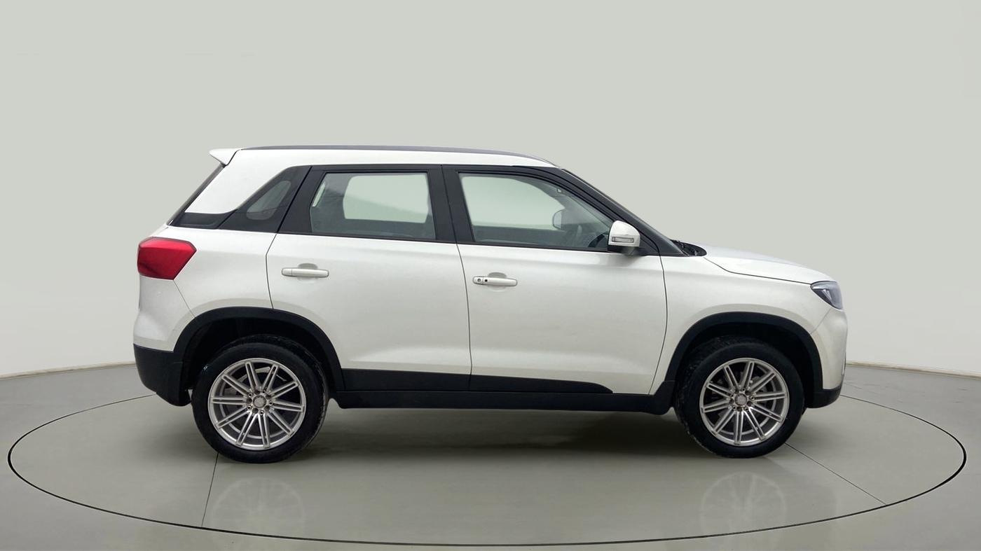2020 Maruti Vitara Brezza ZXI PLUS AT SHVS, Petrol, Automatic, 23,710 km, Right Side View