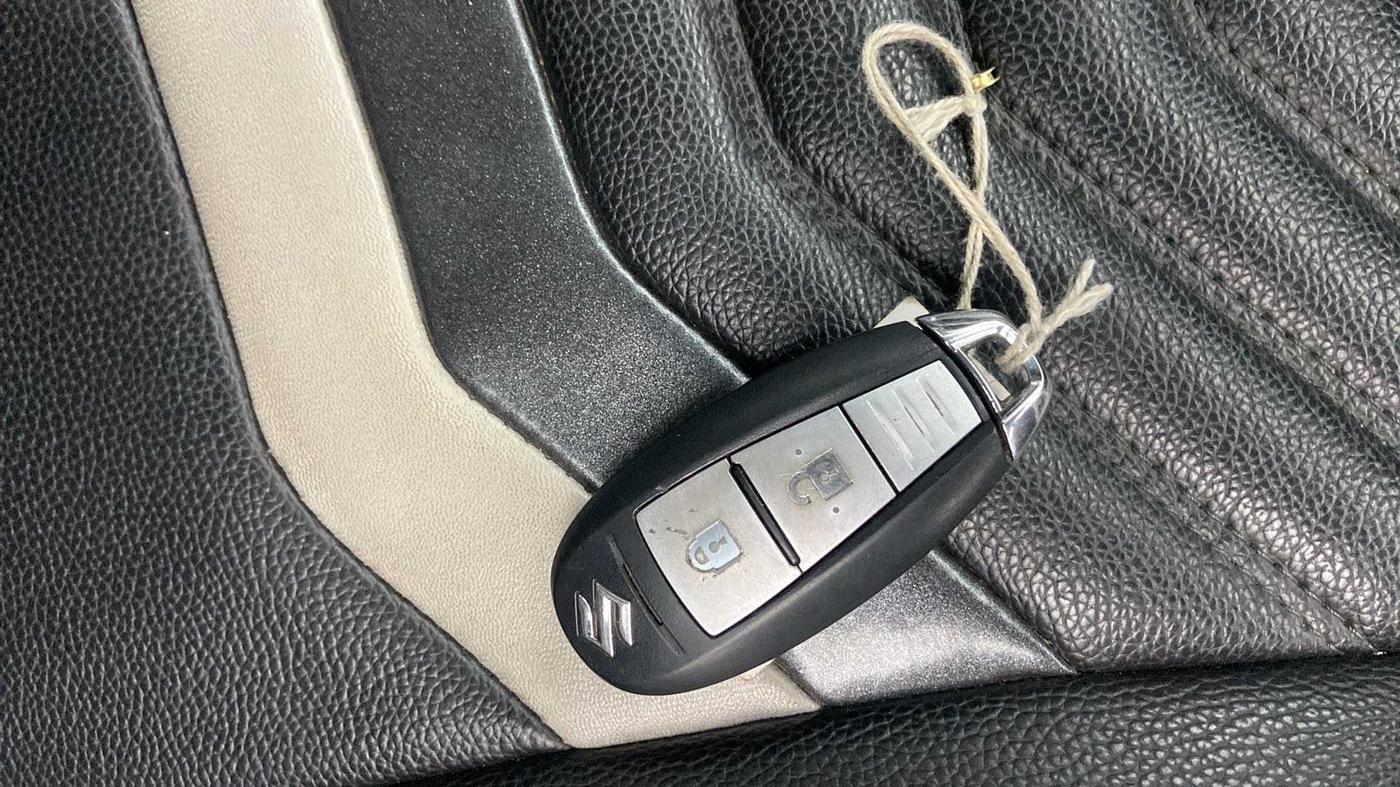 2020 Maruti Vitara Brezza ZXI PLUS AT SHVS, Petrol, Automatic, 23,710 km, Key Close Up