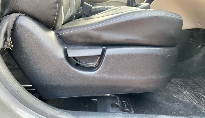 2021 Hyundai NEW SANTRO SPORTZ MT, Petrol, Manual, 4,099 km, Driver Side Adjustment Panel