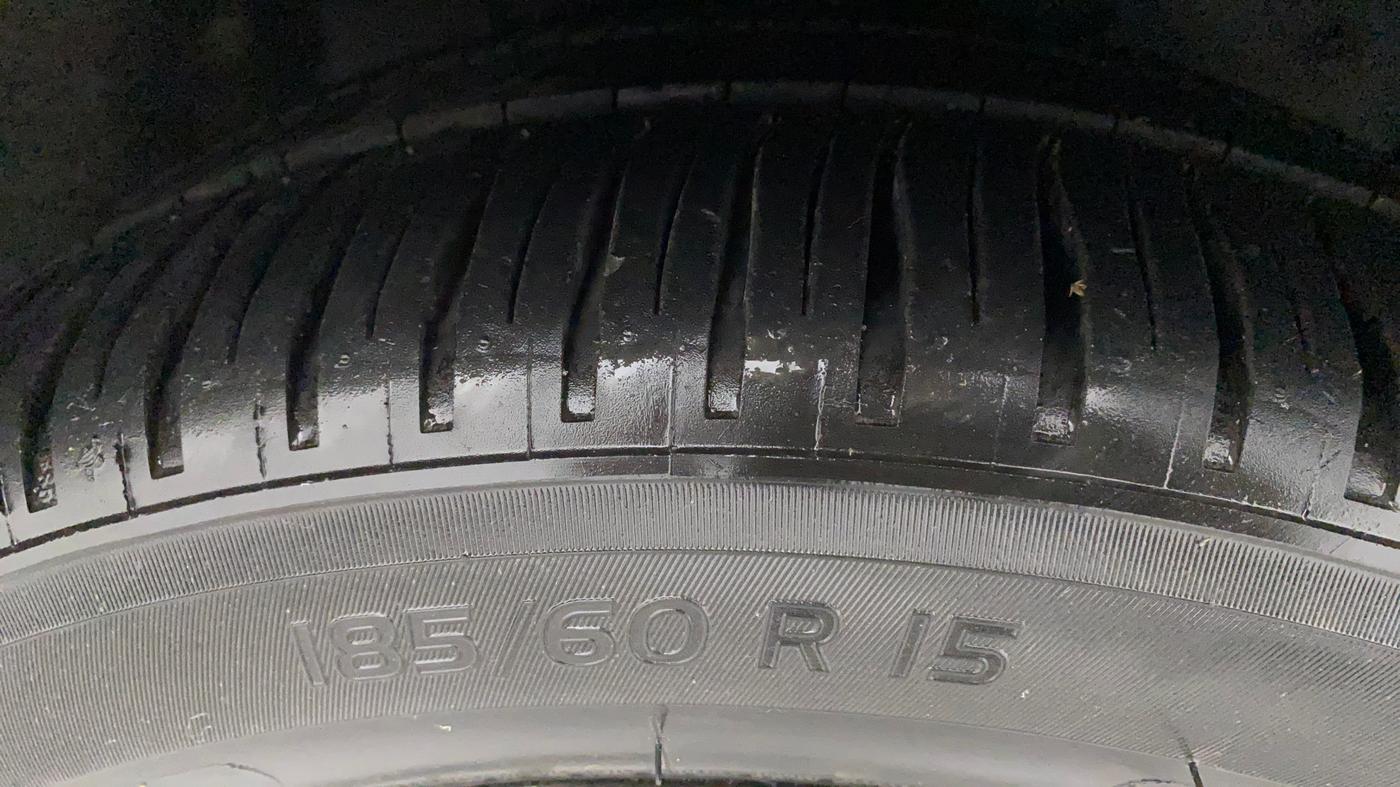 2018 Ford FREESTYLE TITANIUM 1.2 PETROL, Petrol, Manual, 31,113 km, Right Front Tyre Tread
