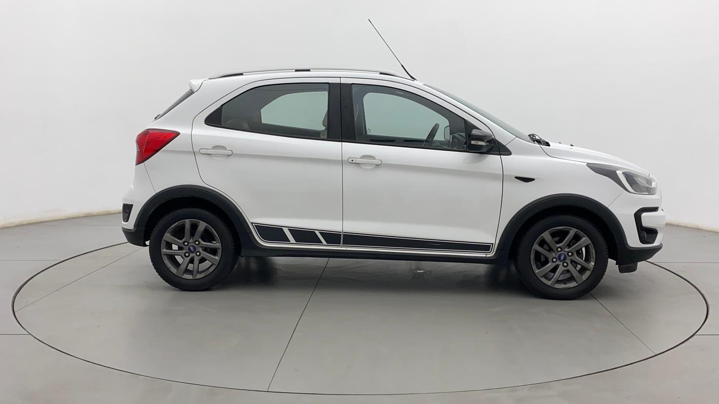 2018 Ford FREESTYLE TITANIUM 1.2 PETROL, Petrol, Manual, 31,113 km, Right Side View