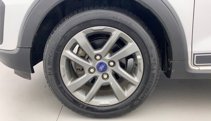 2018 Ford FREESTYLE TITANIUM 1.2 PETROL, Petrol, Manual, 31,113 km, Left Front Wheel
