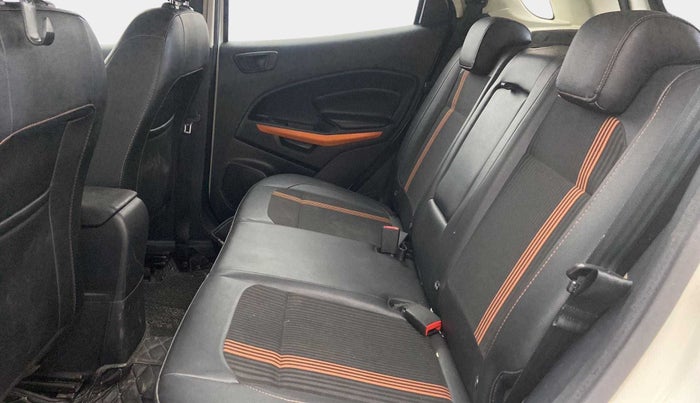 2020 Ford Ecosport TITANIUM 1.5 SPORTS(SUNROOF) PETROL, Petrol, Manual, 68,001 km, Right Side Rear Door Cabin