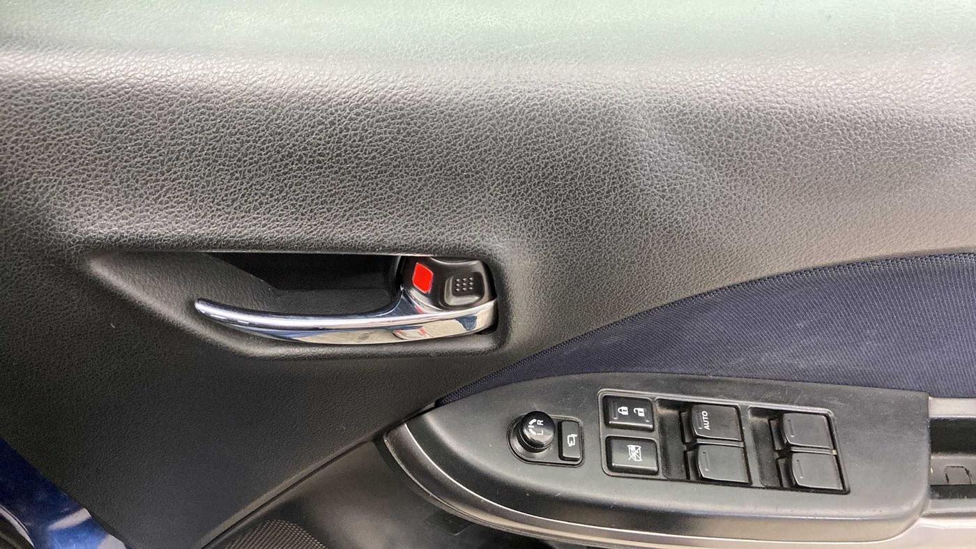 2020 Maruti Baleno ALPHA CVT PETROL 1.2, Petrol, Automatic, 27,809 km, Driver Side Door Panels Control