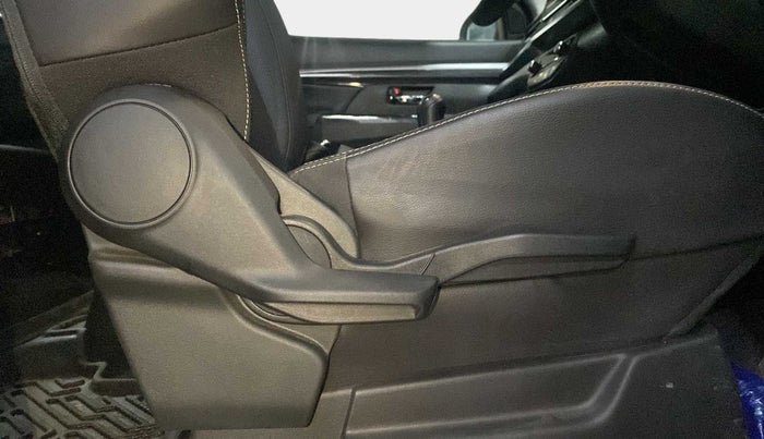 2023 Maruti XL6 ALPHA PLUS MT, Petrol, Manual, 7,241 km, Driver Side Adjustment Panel